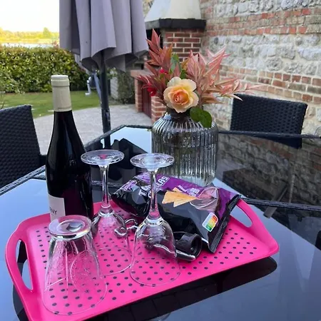 Holiday home La Fleur De Seine Villequier